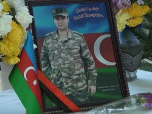 Şəhid baş leytenant ölümü ilə şagirdlərinə vətənpərvərlik dərsi keçdi – VİDEOREPORTAJ