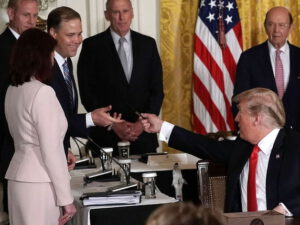 NASA rəhbəri Bayden administrasiyası ilə işləmək istəmir