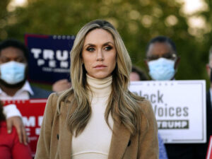 Trampın gəlini senator olmağa hazırlaşır