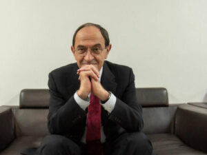 Ermənistanda daha bir istefa – Qarabağ məsələsinin “başbiləni” işdən qovuldu