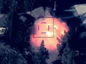 Cəbhənin Xocavənd istiqamətində düşmənin “Tor-M2KM” ZRK-sı vurulub – VİDEO