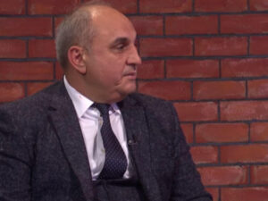 “Qəlpə qardaşımın ciyərinə girmişdi” – Əməkdar artist