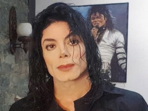 ŞOK İDDİA: Maykl Cekson yaşayır – VİDEO