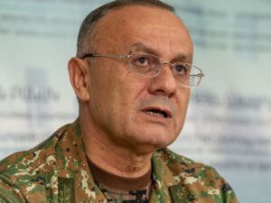 “Şuşada məndən soruşurdular ki, ”Nə edək?“, deyirdim “Qaçın!” – Seyran Ohanyan