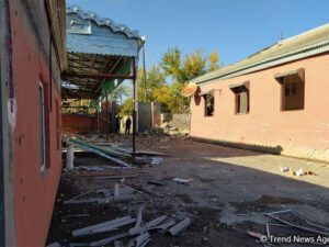 Ermənilər Tərtərin Əskipara kəndini artilleriya atəşinə tutdu, 20 ev tam dağıldı