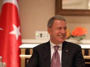 Hulusi Akar: “Qələbə! İşğalçı Ermənistan Dağlıq Qarabağda təslim oldu!”