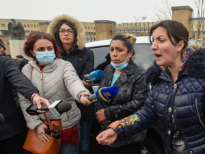 Erməni valideyn: “Əsgər və hərbçilər koronavirusa, dizenteriyaya yoluxub”