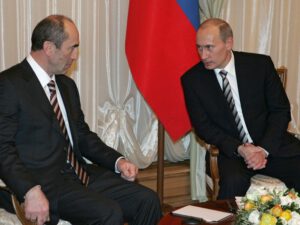 Putinlə Koçaryan Ermənistandakı vəziyyəti müzakirə etdi