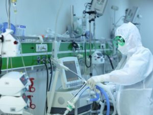 Hamımız koronavirus olacağıq, sonra…1-2 ay – Axşamın BƏD XƏBƏRİ