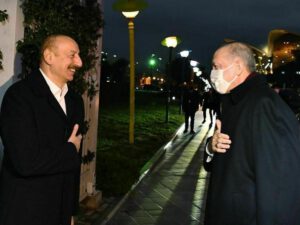 İlham Əliyev və Rəcəb Tayyib Ərdoğan birgə şam ediblər