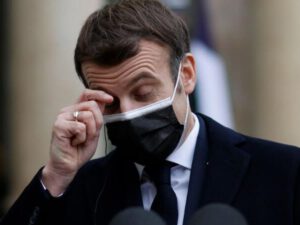 Makronla bağılı RƏSMİ AÇIQLAMA: Öskürək, əzələ ağrıları…