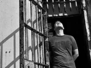 Abşeronda arvadını öldürmək istəyən qısqanc kişi ilə bağlı – Yeni xəbər