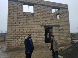 Şəhid Samir Alışovun ailəsinə ev tikilir, qazi Elçin Səmədovun ailəsinə isə mənzil verildi – FOTO
