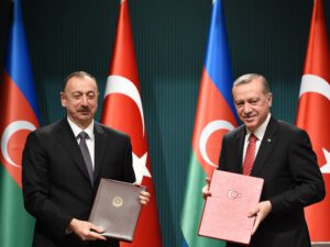 Azərbaycan-Türkiyə sənədləri imzalanıb