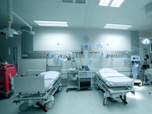 Göyçayda COVİD-19 maxinasiyası – Mərkəzi Xəstəxana ilə Bioloji Təbabət Klinikasının ötür-ötür oyunu