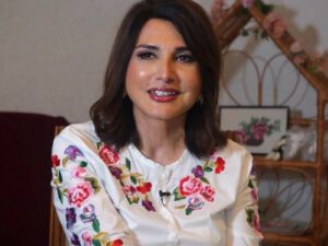 Deputat öz puluna qıymır, maaşları kəsməyə çağırır