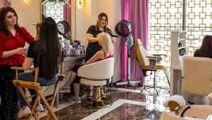 Bərbərxana və gözəllik salonları işləyəcək? – RƏSMİ