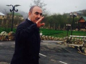 Bir mənzili 2 nəfərə satan iş adamı həbs edildi