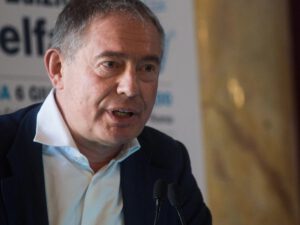 İtalyan senator: “Azərbaycan haqlı tərəfdir”