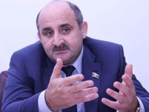 Çingiz Qənizadə: “Biz çox böyük, səs-küylü həbslərin şahidi olacağıq”