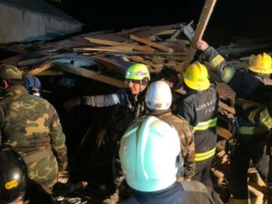 Xırdalanda GÜCLÜ PARTLAYIŞ: Dağıntılar altından 6 nəfər çıxarıldı – FOTO/VİDEO