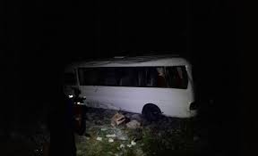 SON DƏQİQƏ! Azəbaycanda gecə saatlarında dəhşət: Avtobus dərəyə aşdı: Ölən var