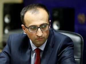 Ermənistanın Səhiyyə naziri istefaya gedir