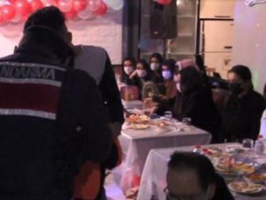 SON DƏQİQƏ! Polis Yeni il şənliyi keçirilən villaya basqın etdi: 29 nəfər saxlanıldı