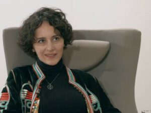 Əbülfəs Qarayevin qızına məxsus şirkətin gəlirləri – HESABAT