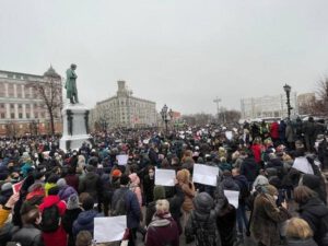 Moskvada mitinq – Yaralılar var, Navalnının xanımı meydana gəldi