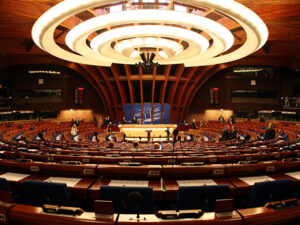 AŞPA-da ilk: Qadın yeni baş katib seçildi