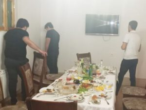 Qusarda kafe sahibi və müştəriləri polis şöbəsinə gətirildi