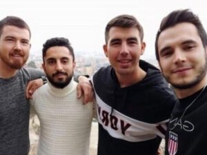 Gənclər özlərini videoya çəkib, sonra GÜLLƏLƏDİLƏR- Dəhşət saçan İNTİHAR – FOTO