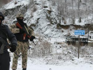 Azad olunmuş ərazilərə keçməyə cəhd göstərənlər saxlanıldı – FOTO