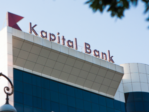 “Kapital Bank” müştərisindən şikayət: Kartından həm pul tutulur, həm də…