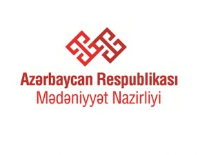 Nazir rəisi işdən çıxardı – FOTO