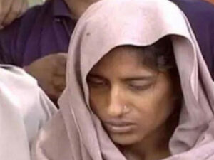 Qadın sevgilisinə görə ailəsindən 7 nəfəri öldürdü – FOTO