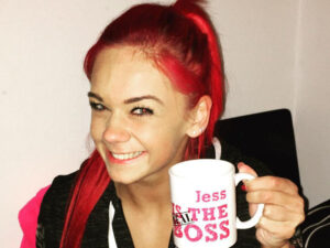 27 yaşlı rəqqasə özünü asdı – Karantinlərə görə növbəti intihar – FOTO