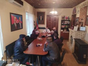 Deputat Rüfət Quliyev seçicilərlə görüşüb