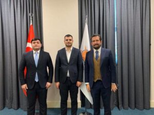 “Davam” Gənclər Hərəkatının sədri AK Partidə görüşlər keçirdi – FOTO