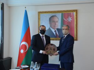 Milli Məclis Sədrinin müavini Adil Əliyev Özbəkistanın ölkəmizdəki səfiri ilə görüşüb