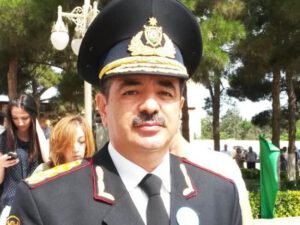 General parlamentə gələcək