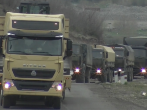 Sülhməramlılar Kəlbəcərə yük daşıdı – FOTO