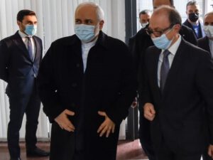 Zərifdən Ermənistana mesaj: “Qədim dostluğa əsaslanan münasibətlər…”