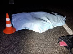 Polis xidməti avtomobillə velosipedçini vurdu