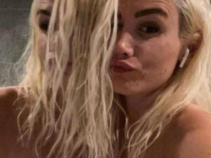 İş adamının arvadının profili ələ keçirildi, çılpaq şəkilləri internetə sızdı – FOTO