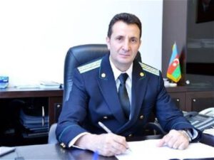 General oğlu vasitəsilə ölkədən 100 milyon çıxarıb? – Sabiq rəisin adı yeni qalmaqalda