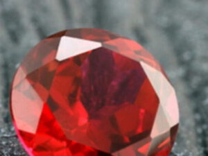 Bakıda ŞOK CİNAYƏT: Nadir tapılan qiymətli daş oğurlandı – VİDEO