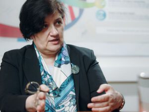 ÜST: “Mümkün olan hər şeyi etmək çox vacibdir, çünki virusun yayılmasını dayandırmalıyıq”