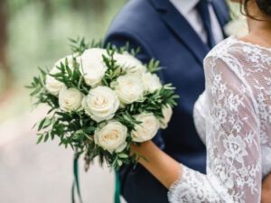 Bu qadınlarla evlənsəniz heç kim sizi bağışlamayacaq! – HARAM QADINLARIN SİYAHISI